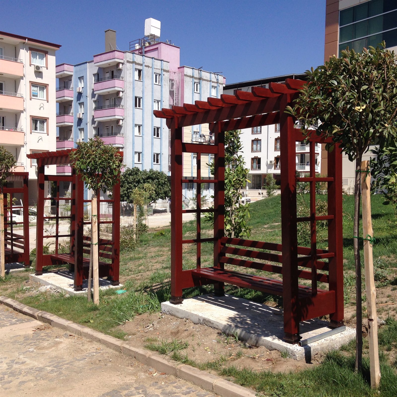 Salıncaklı pergola