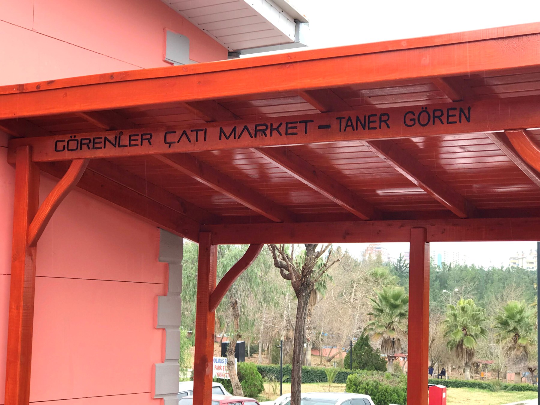 Görenler Çatı Market imzalı pergola
